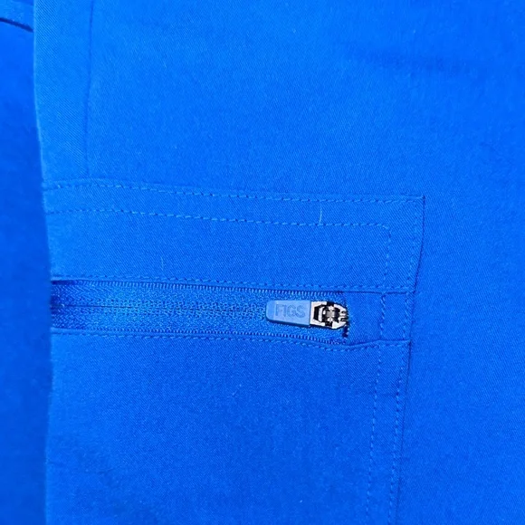 Figs Women's High Waisted Zamora Jogger Scrub Pants - Picture 4 of 8